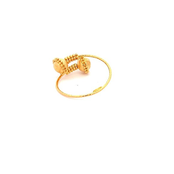 18K Yellow Gold Ring 2.26 grams Size 8 - Picture 8 of 8